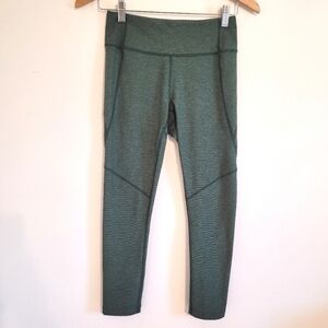 Outdoor Voices green leggings sz S